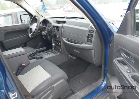 2010 Jeep Liberty Sport from USA, damaged, VIN 1J4PN2GK4AW180109